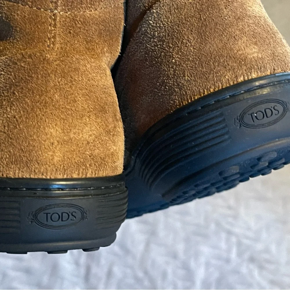 Tod’s shoes mens 7 pre-owned condition tan‎